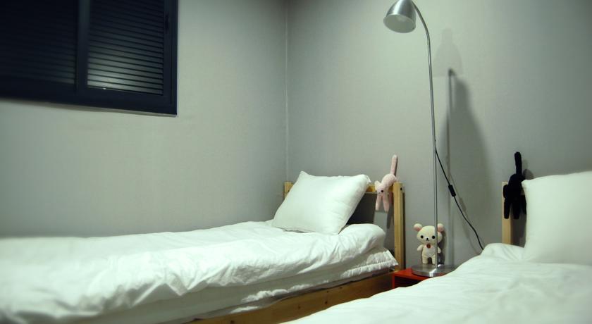 Istay Hongdae Сеул Стая снимка
